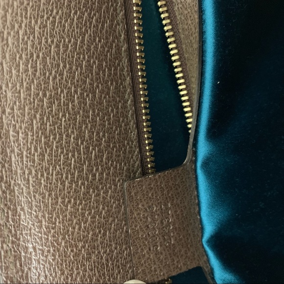 GUCCI BAG AUTHENTIC - Picture 4 of 8
